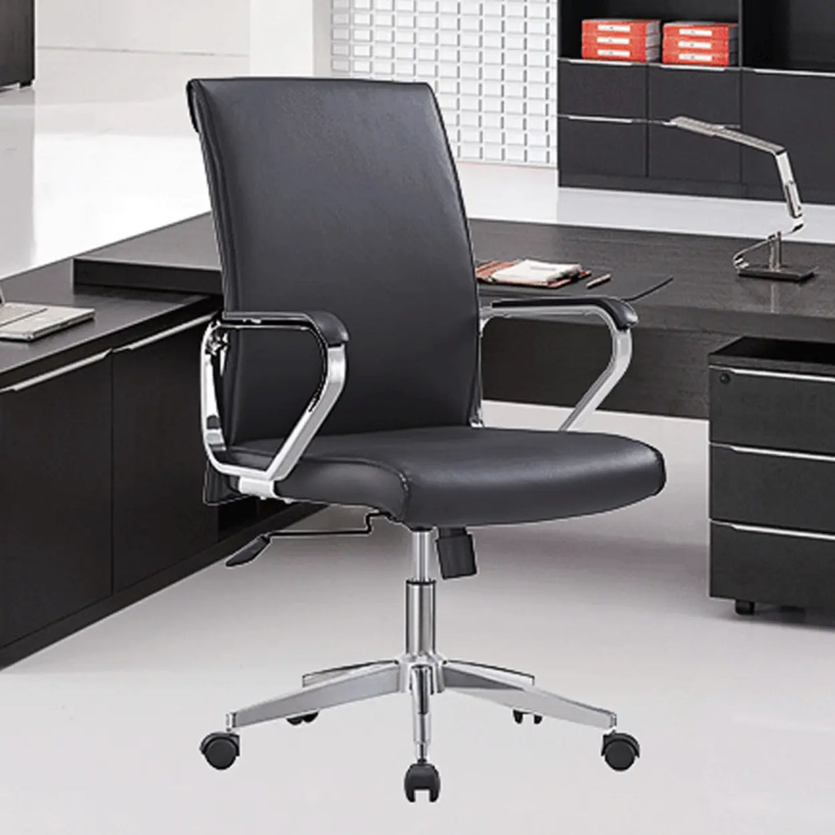 Black Modern Ergonomic Leather Office Chair with Arms Image - 1