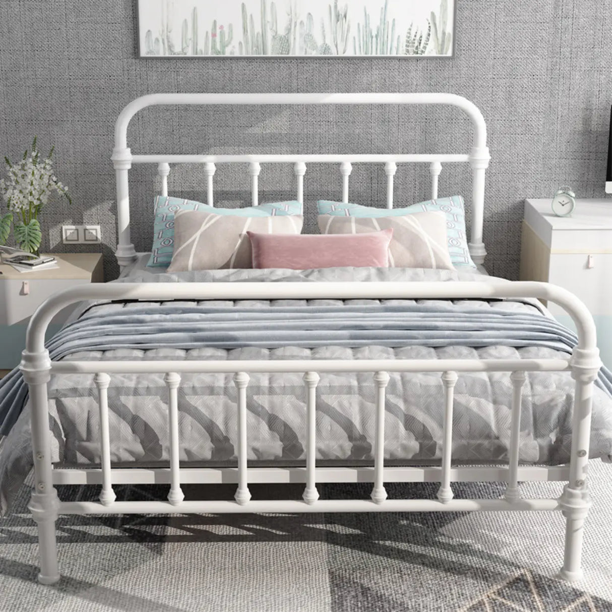 Black Queen Modern Metal Headboard and Footboard Bed Image - 4