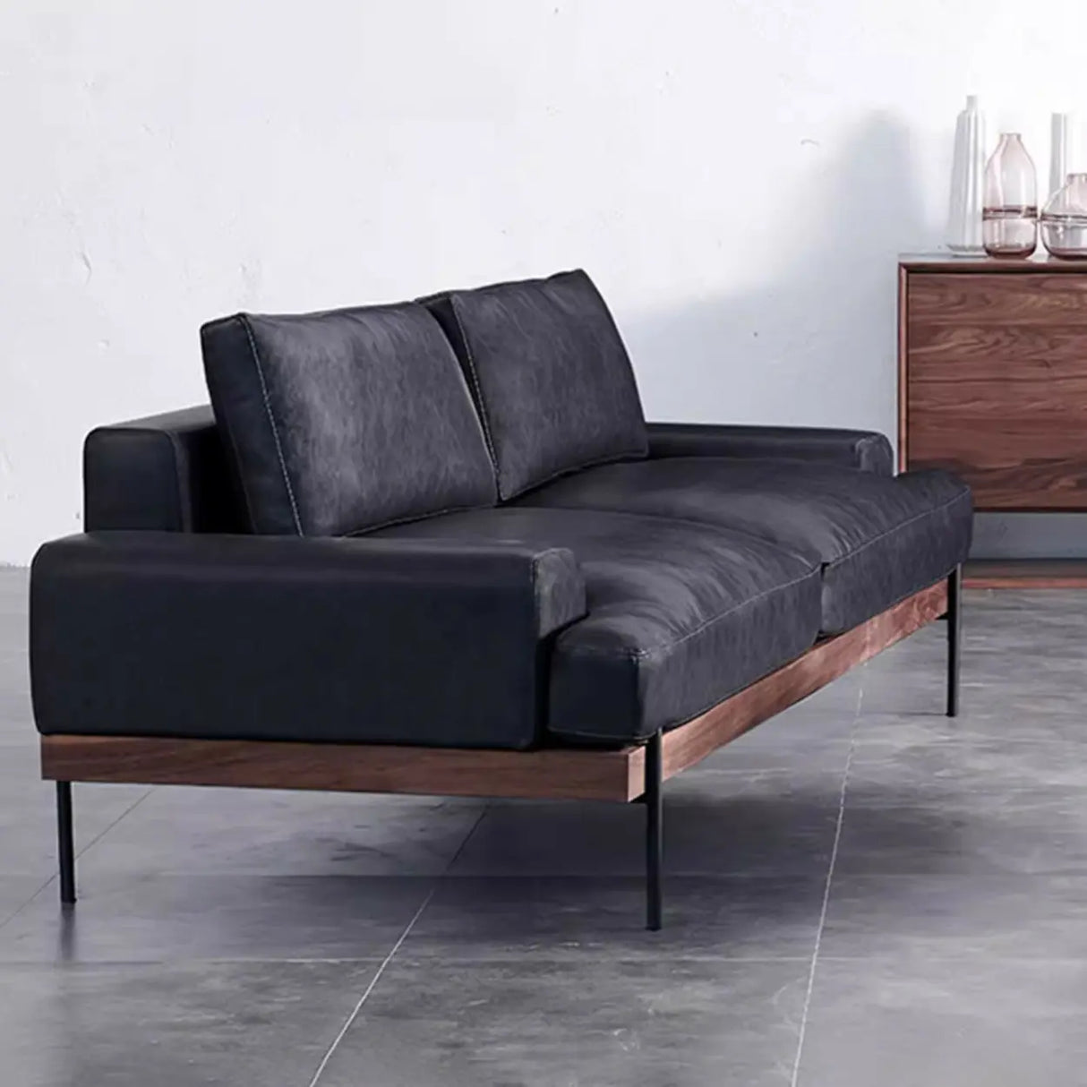 Black Water Resistant Leather Loveseat with Pillow Image - 4