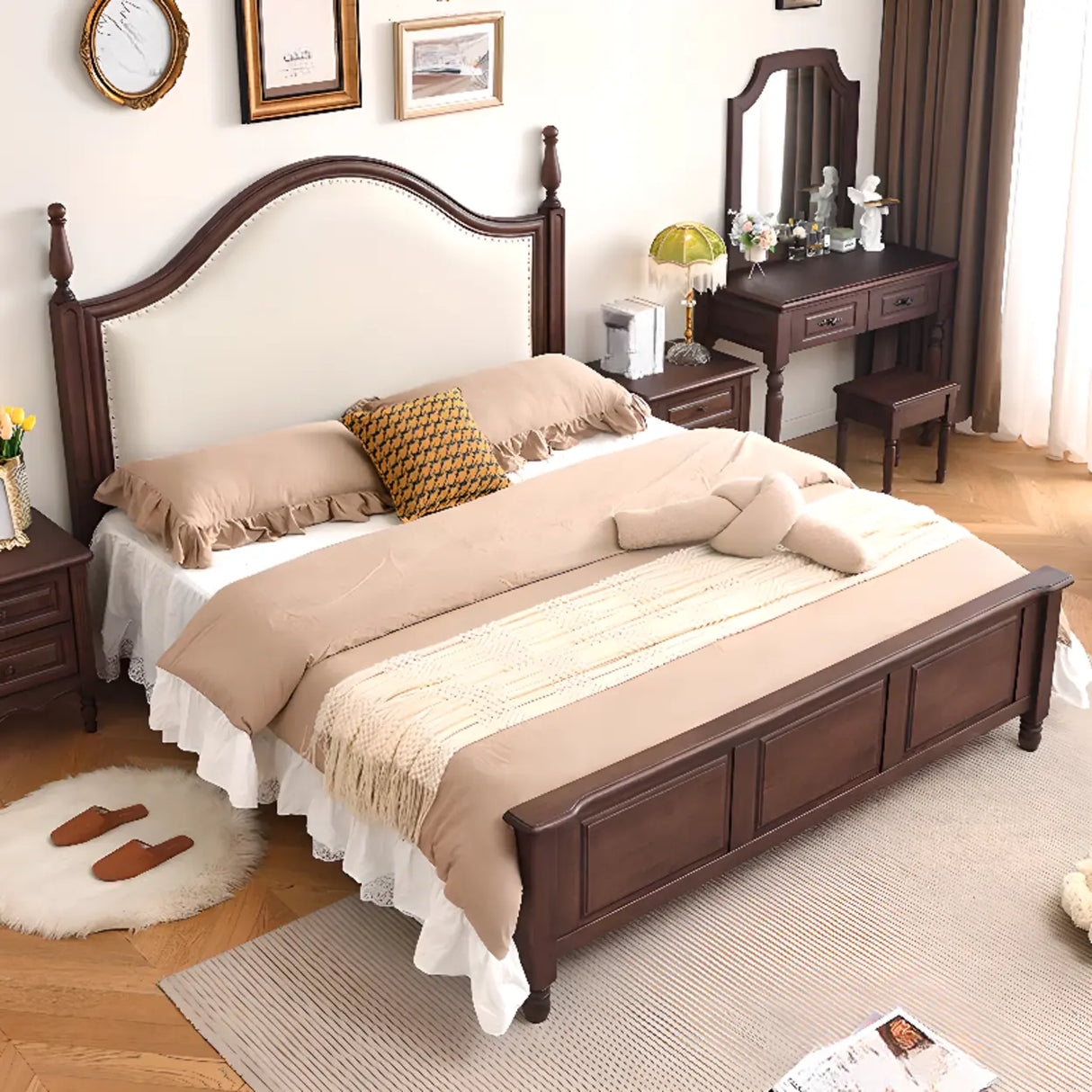 Brown King Nailhead Trim Upholstered Rubberwood Storage Bed Image - 3