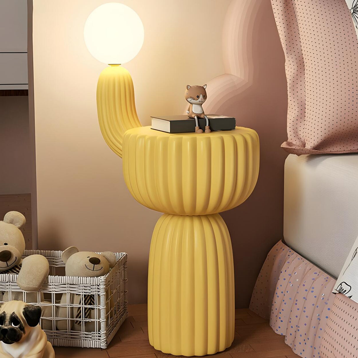 Cactus Multifunctional Green Side Table Floor Lamp Image - 11
