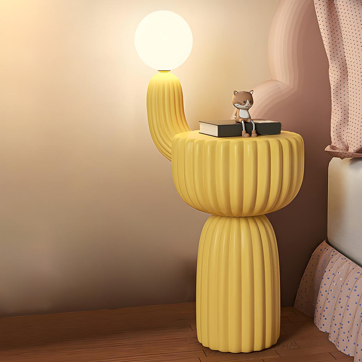 Cactus Multifunctional Green Side Table Floor Lamp Image - 3
