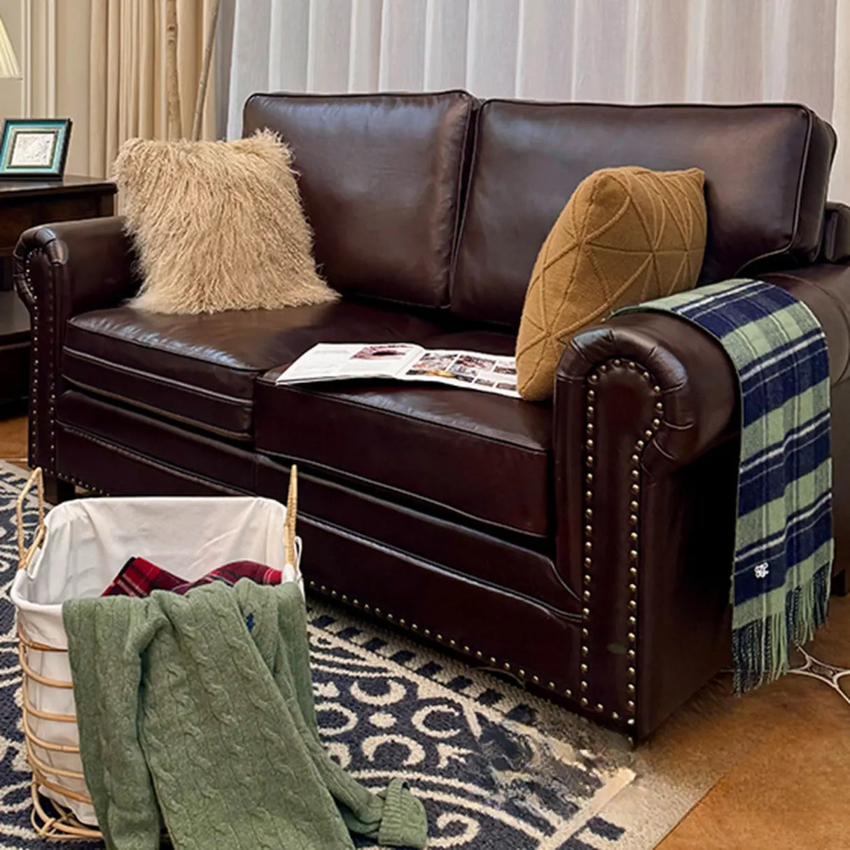 Classic Brown Full Grain Cow Leather Pillow Back Sofa Image - 7