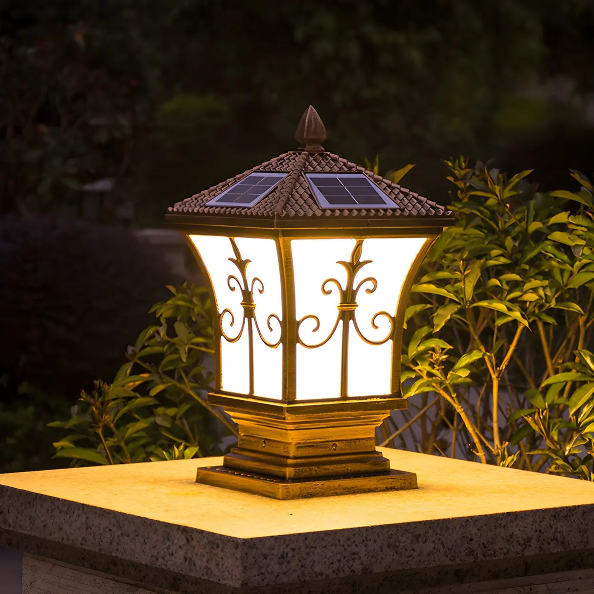 Classic Garden Decor Solar Outdoor Pillar Lantern Lamp Image - 14