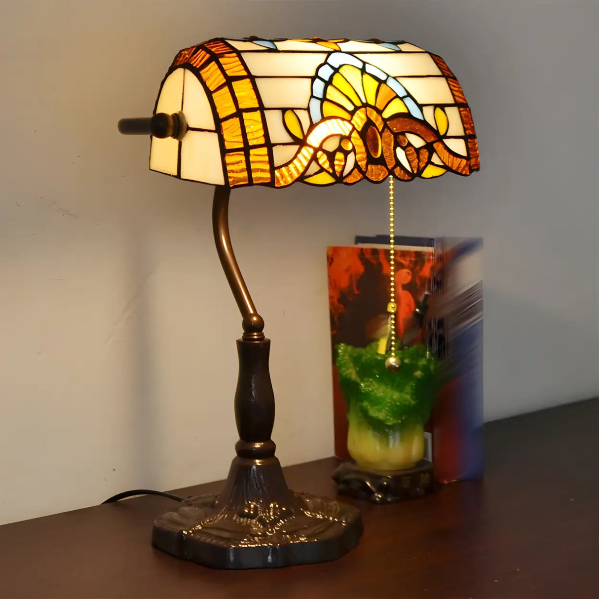 Classic Tiffany Style Banker Stained Glass Table Lamp Image - 10