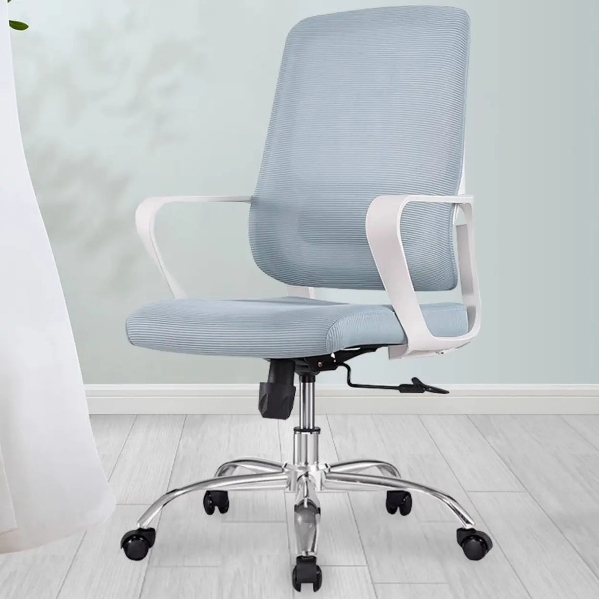 Contemporary Ergonomic Mesh Swivel Office Grey Office Chair Image - 1