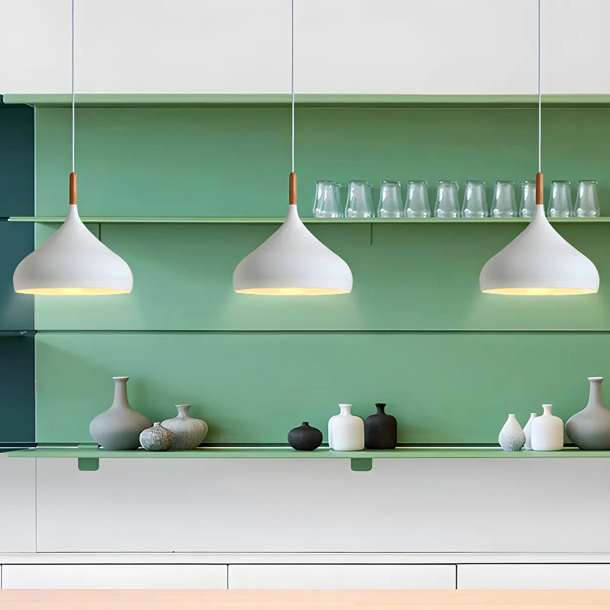 Contemporary Metal Teardrop-Shaped Pendant Light Image - 1