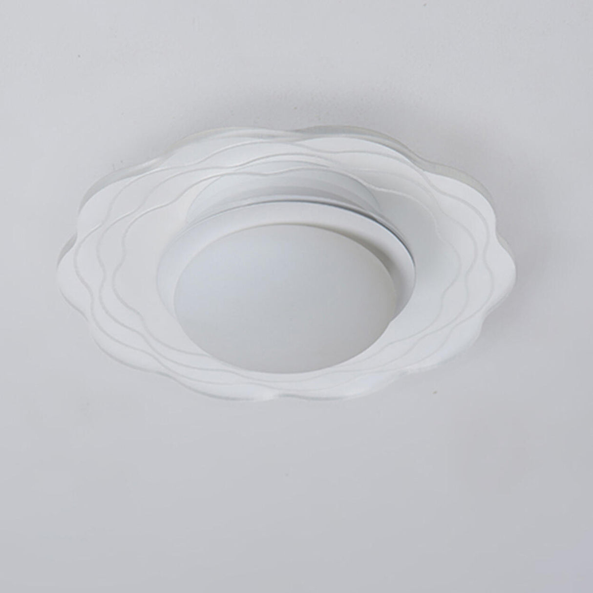 Corridor Mini White Round Wave Flush Mount Ceiling Lamp Image - 10