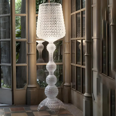 Creative Baroque Clear Acrylic Kabuki Floor Fixture Image - 1