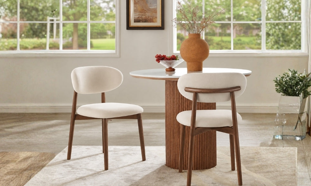 <p>Perfect Seating for Shared Moments</p>