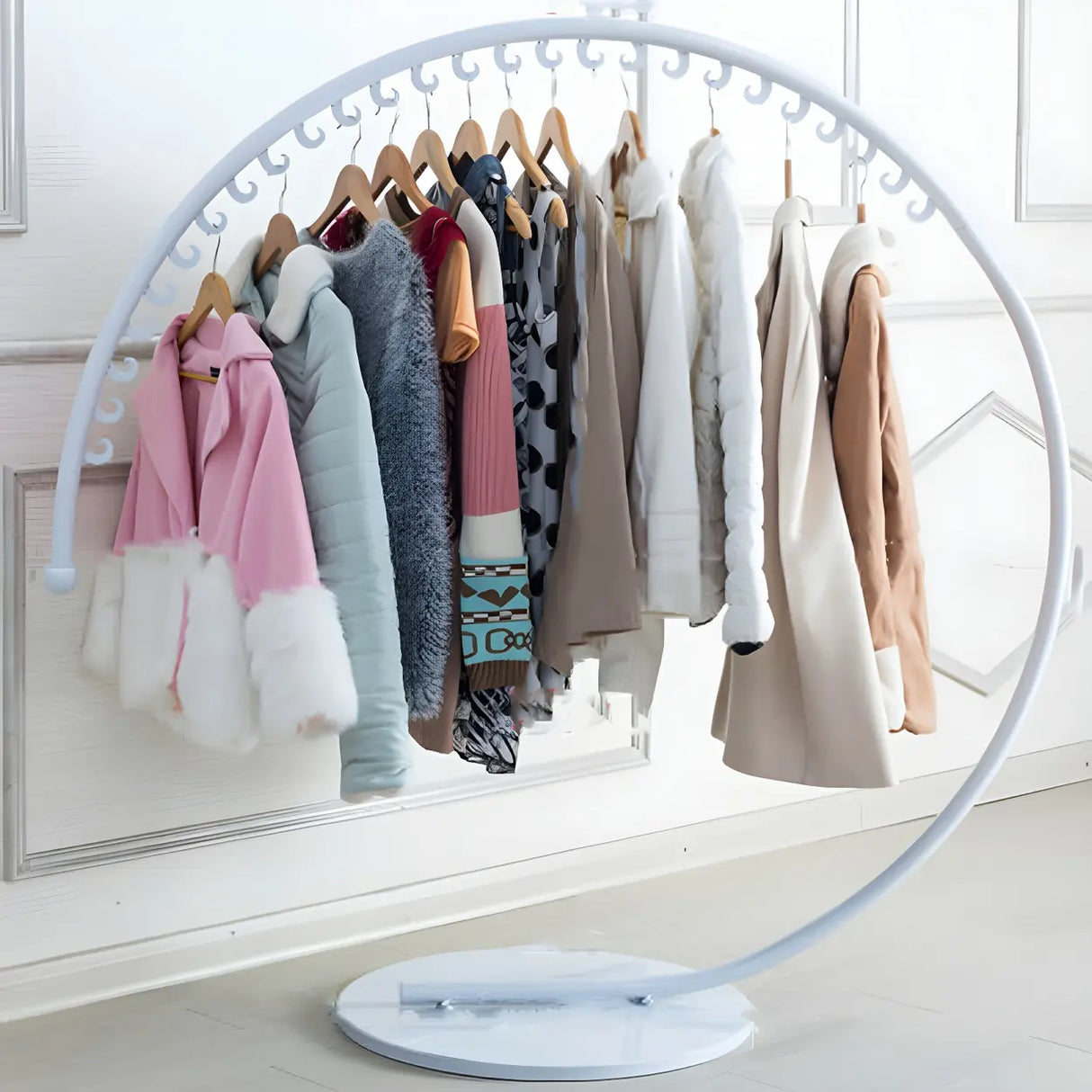 Elegant Golden Metal Arch Hooks Freestanding Coat Rack Image - 4