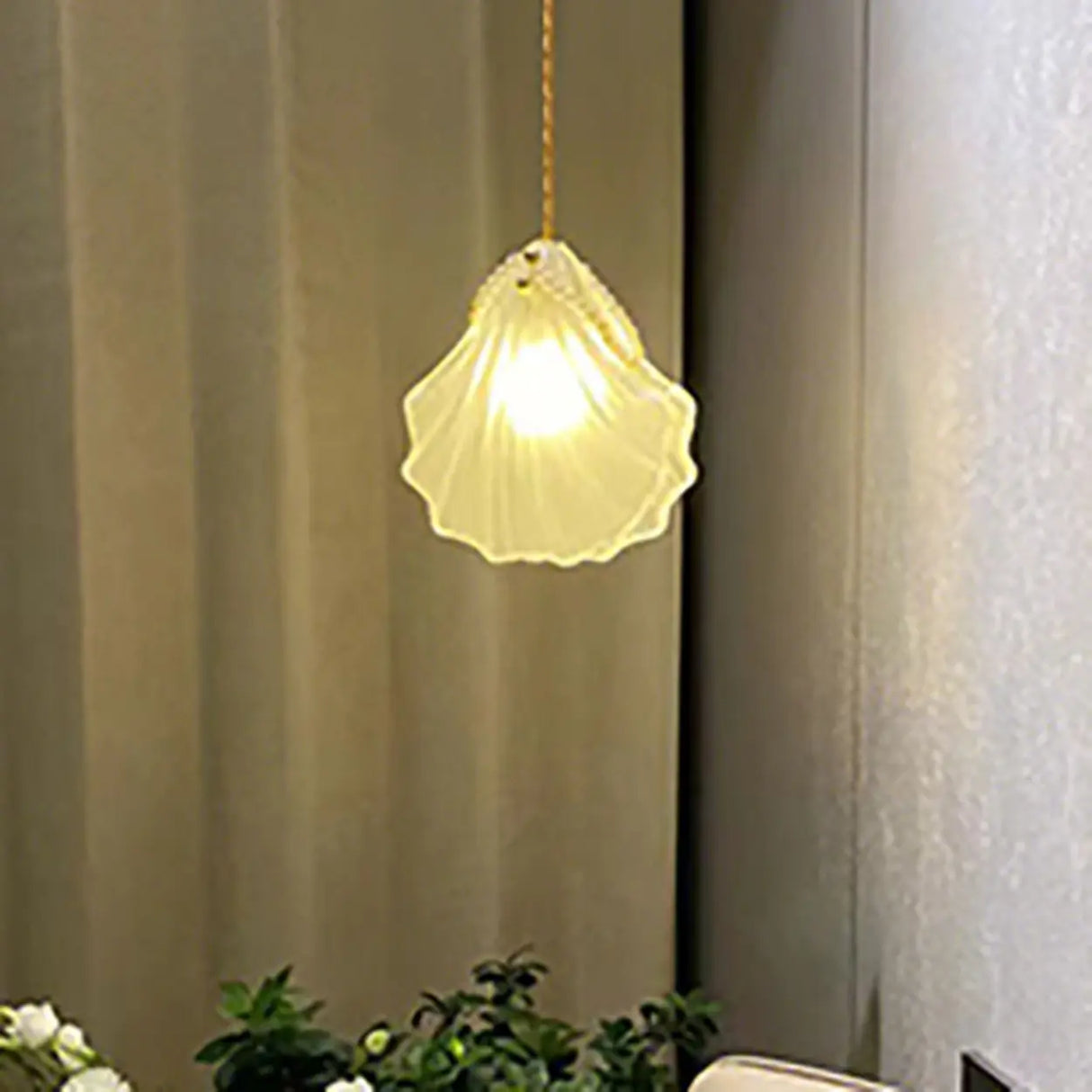 Elegant Modern Bedroom Shell Glass Pendant Light Image - 12