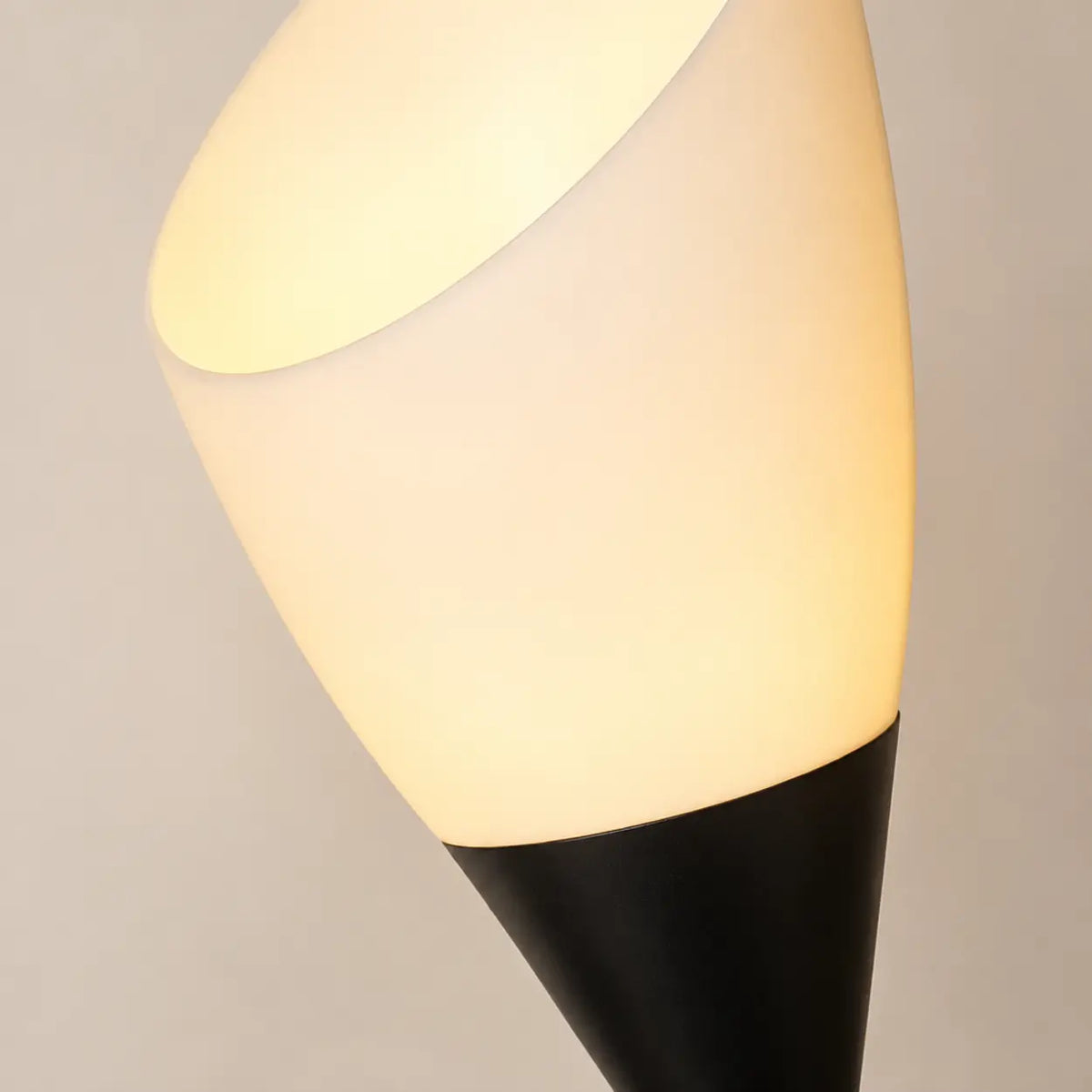 Elegant Tulip-Inspired Multi-Head Metal Floor Lamp