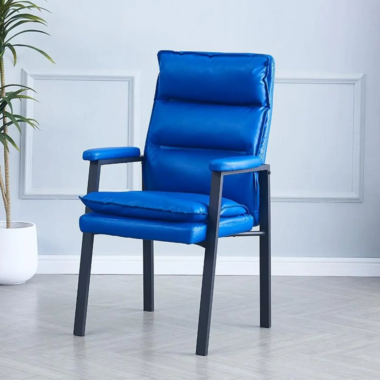 Ergonomic Black Modern High-Back Leather Office Chair Image - 6