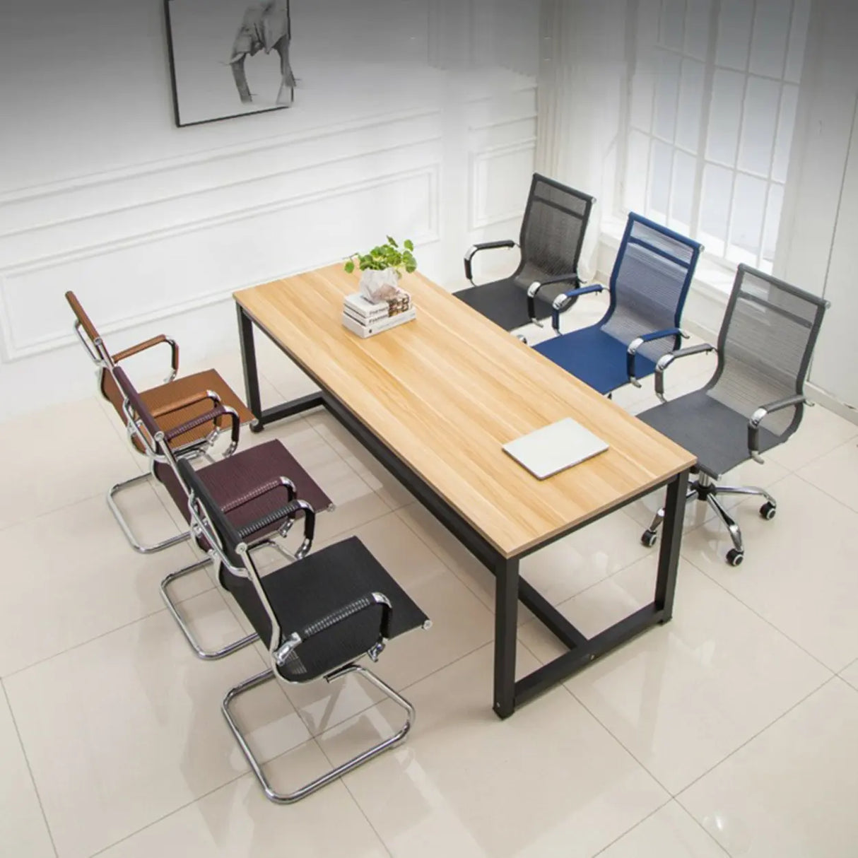 Ergonomic High-Back Black Mesh Leather Office Chair Image - 3
