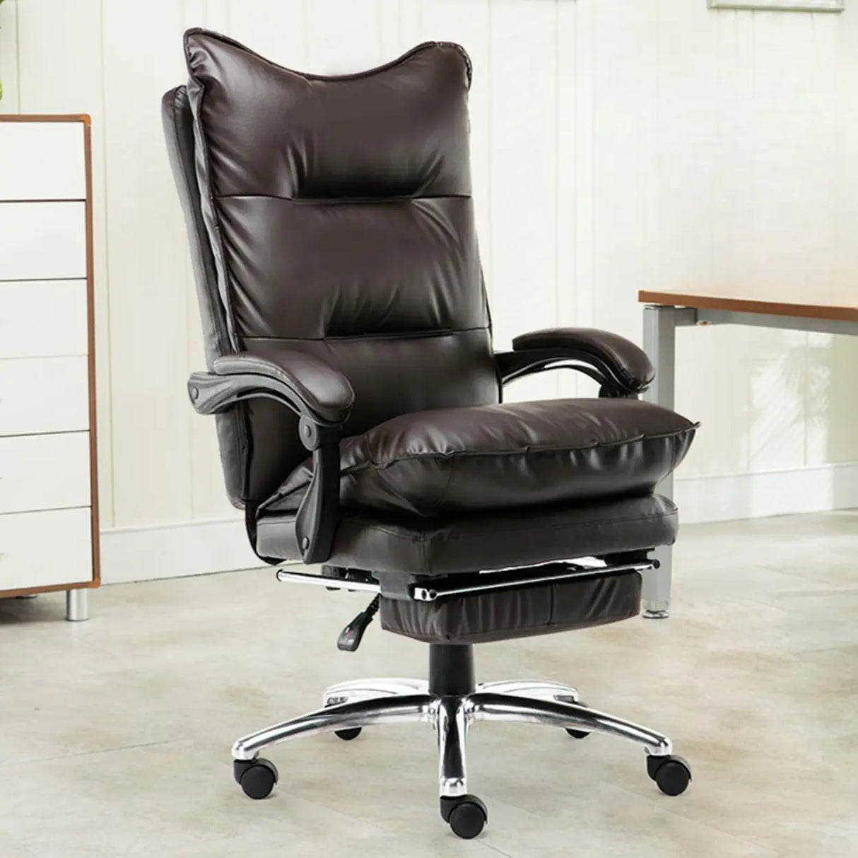 Ergonomic Swivel Wheels and Armrests Leather Office Chair Image - 6