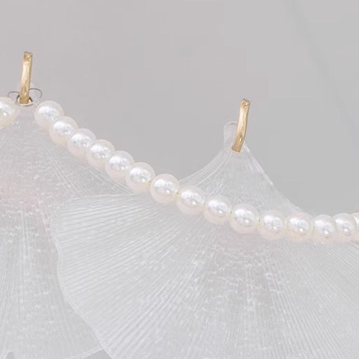 Exquisite Adjustable Shell Glass Island Ceiling Light Image - 9