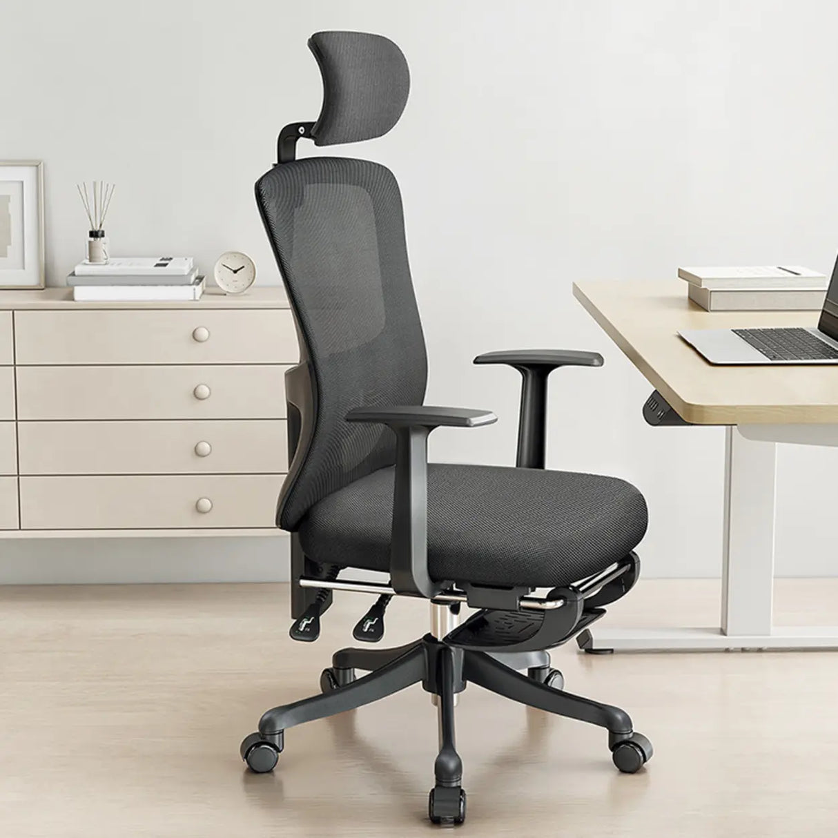 Gray Swivel Ergonomic Mesh Adjustable Office Chair Image - 5