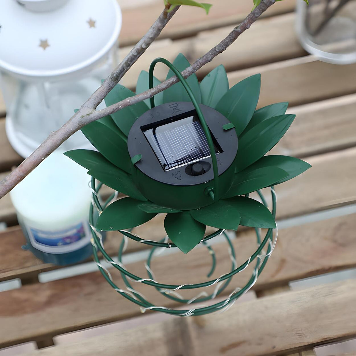 Green Pineapple Solar LED Outdoor Pendant Lights Image - 5