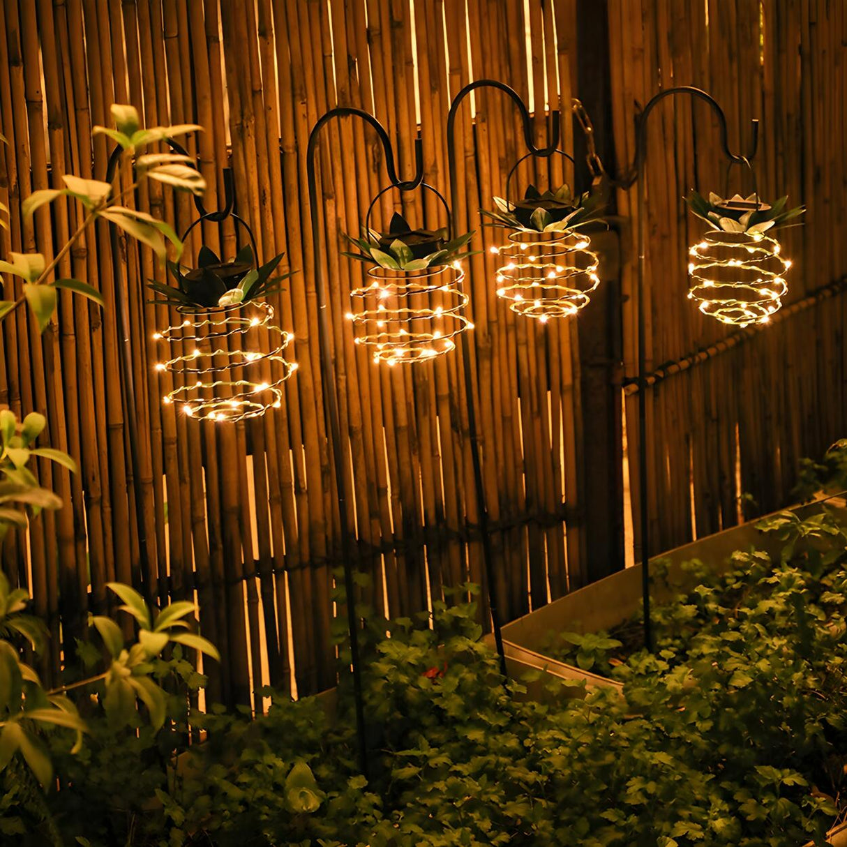Green Pineapple Solar LED Outdoor Pendant Lights Image - 9