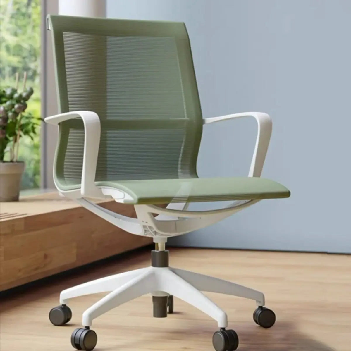 Green Tilt Mechanism Ergonomic Mesh Office Chair with Arms Image - 1