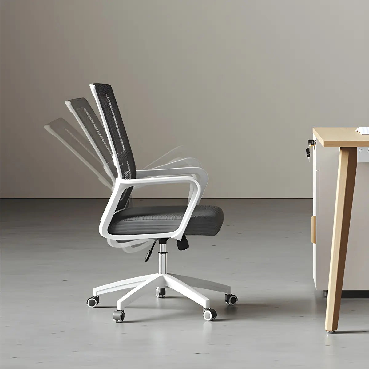 Grey Adjustable Modern Ergonomic Mesh Office Chair Image - 4