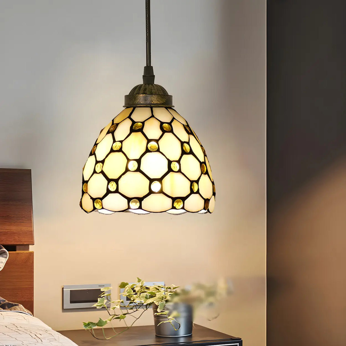 Hallway Tiffany Stained Glass Bowl-Shaped Pendant Light Image - 9