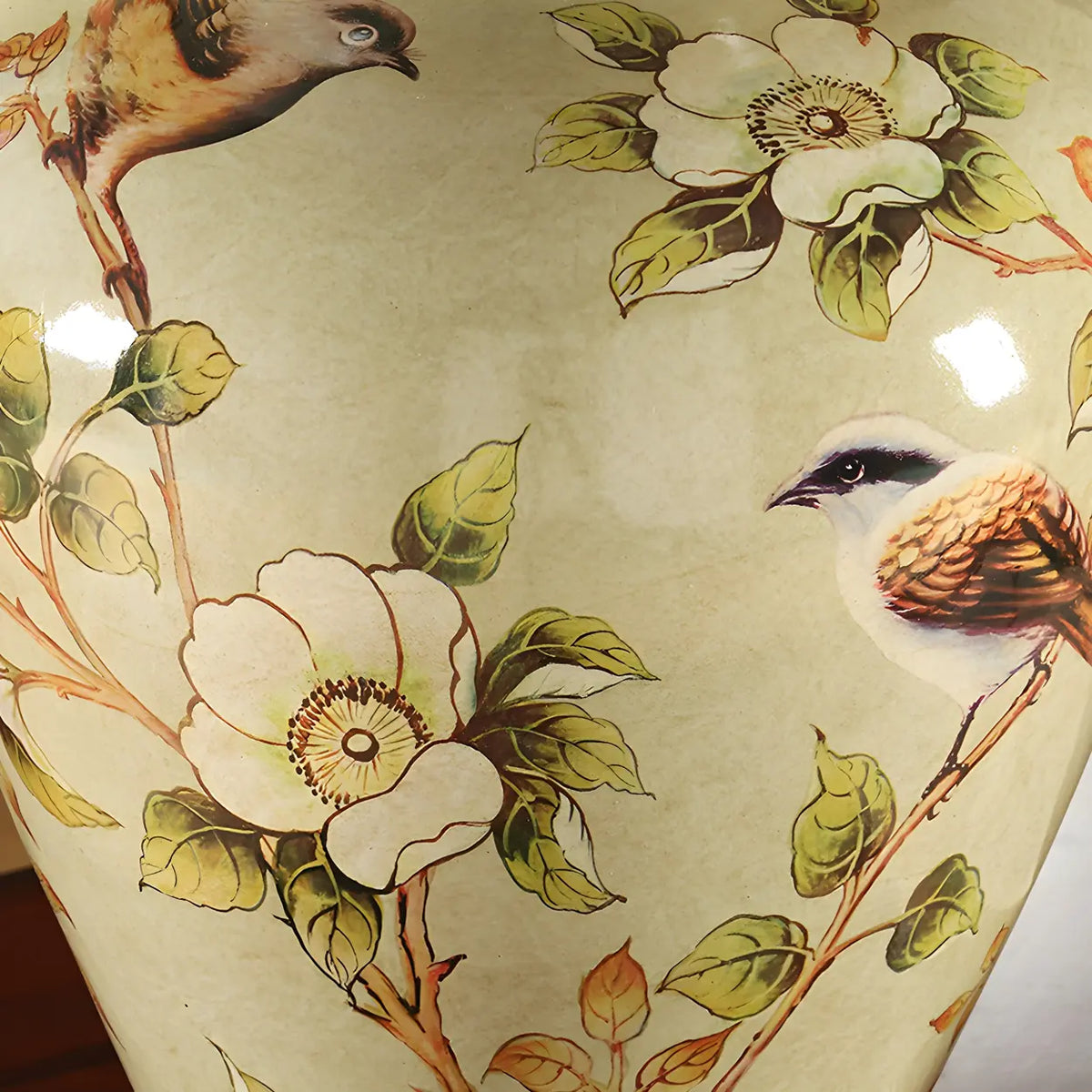 Elegant Pleated Fabric Floral Ceramic Base Table Lamp Image - 13