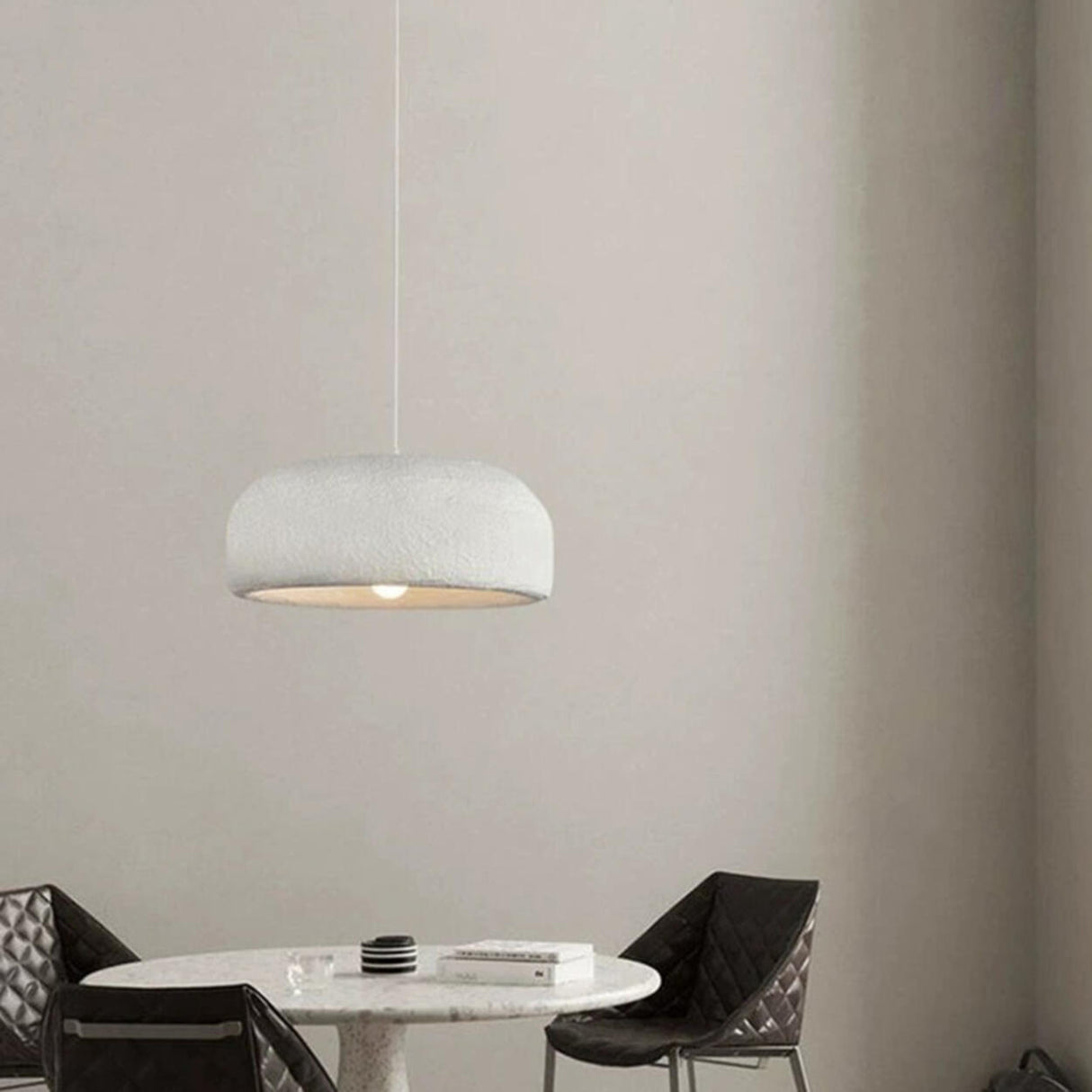 Industrial Minimalist Pot Lid Resin Dining Room Pendant Light Image - 17