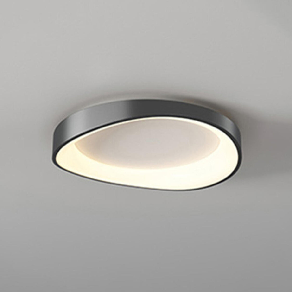 Irregular White Circular LED Flush Mount Ceiling Light Image - 10