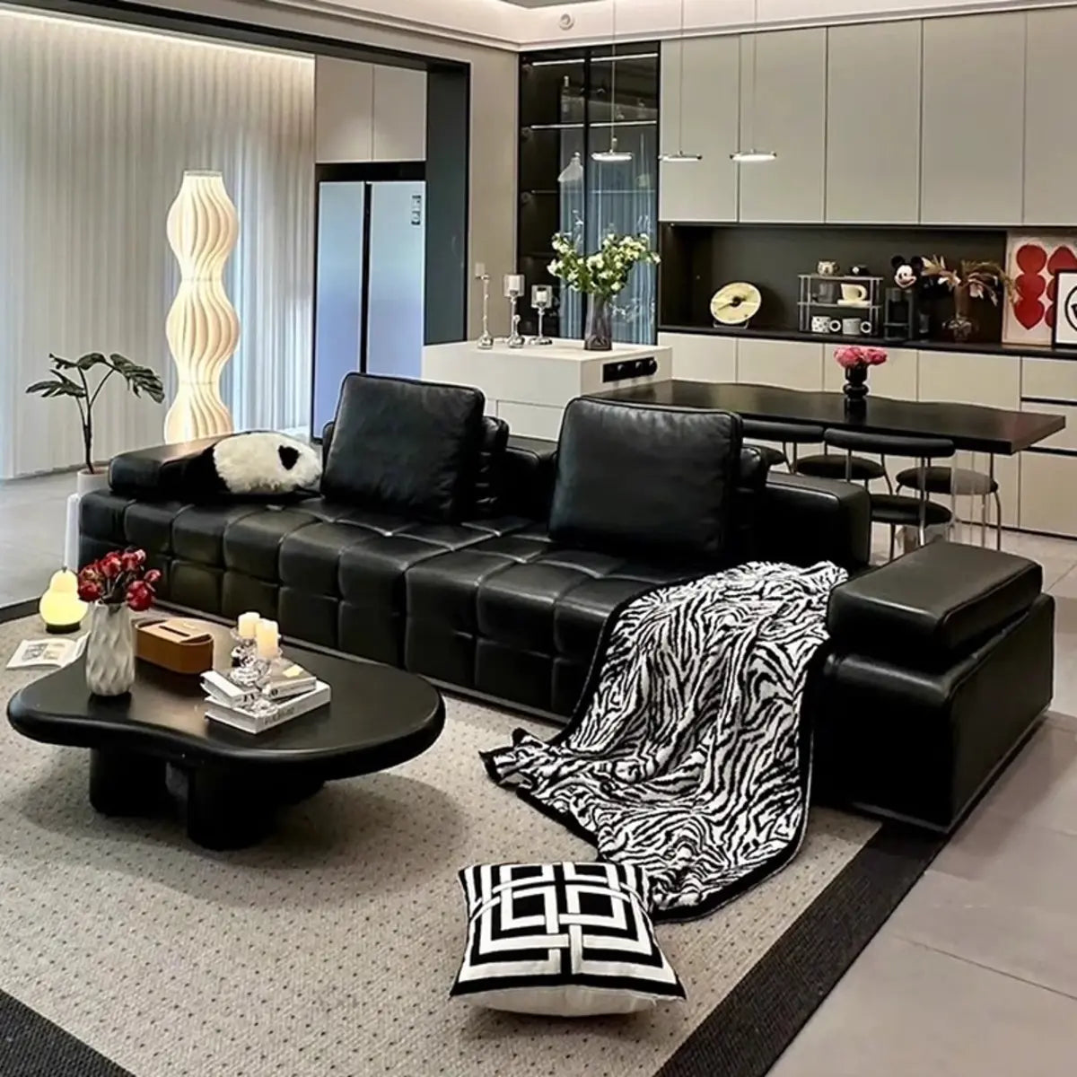 Living Room Black Leather Wood Frame Sofa with Arms Image - 3