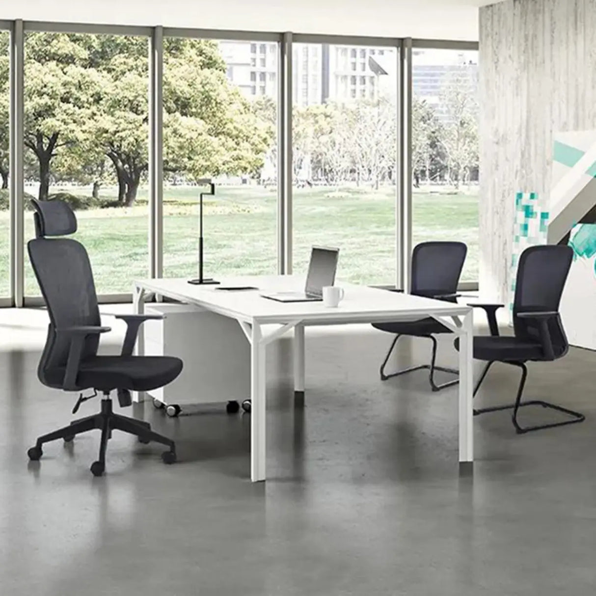 Lumbar Support Black Ergonomic Swivel Mesh Office Chair Image - 13