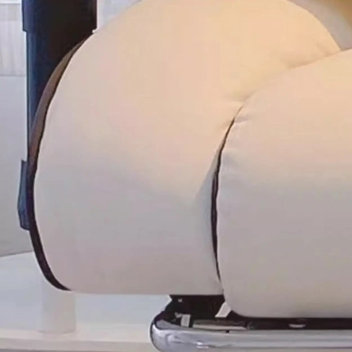 Lumbar Support White Leather Gaming Aluminum Office Chair Image - 17