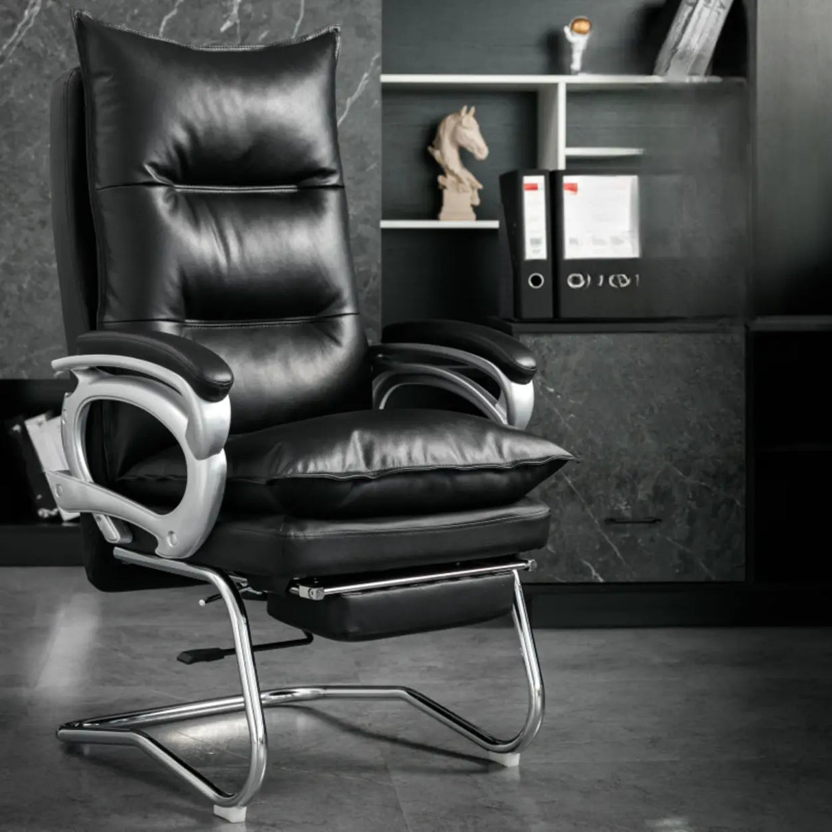 Luxurious Ergonomic Black Office Leather Chair with Armrest Image - 2