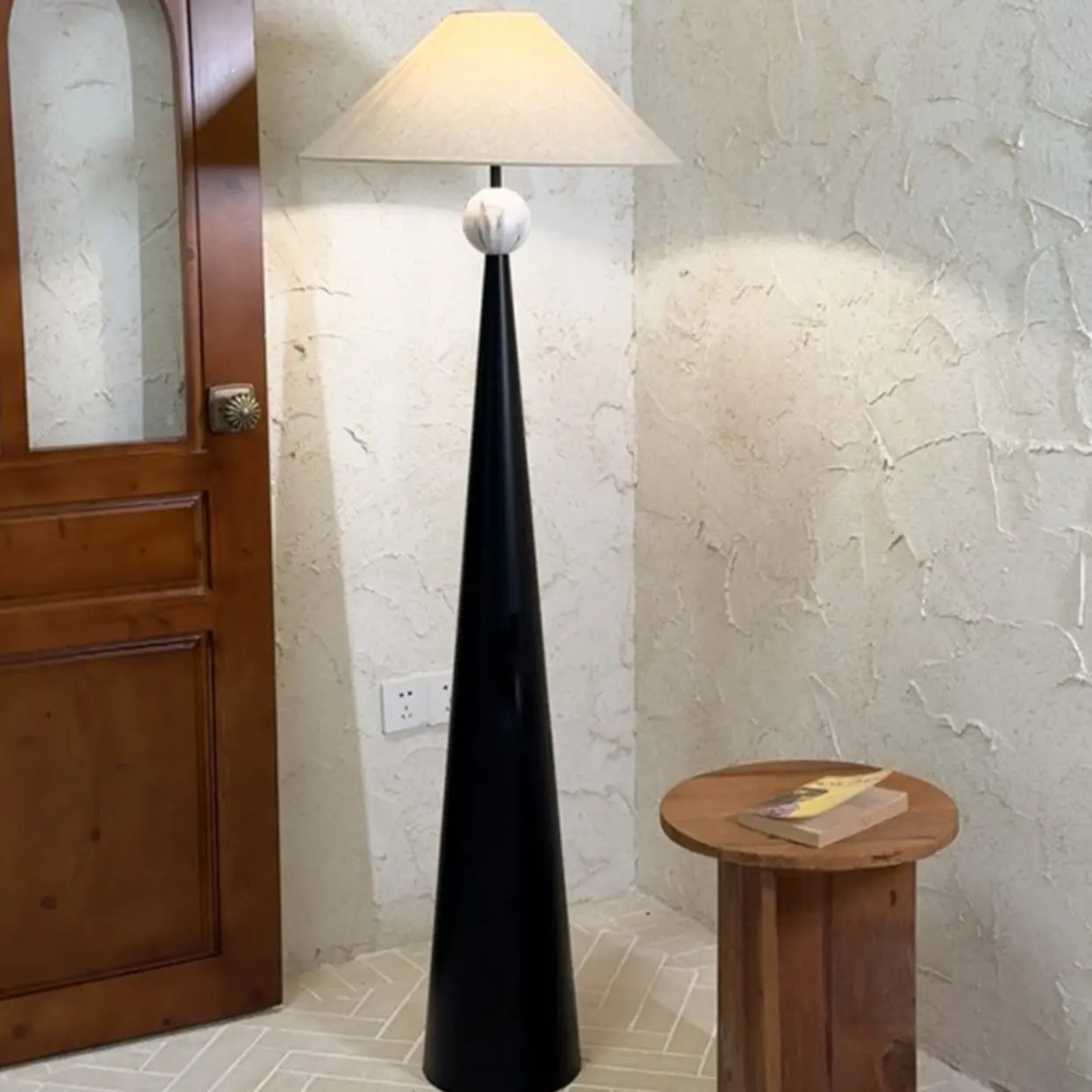 Mid-Century Modern Cone Black Tapered Metal Base Floor Lamp Image - 3
