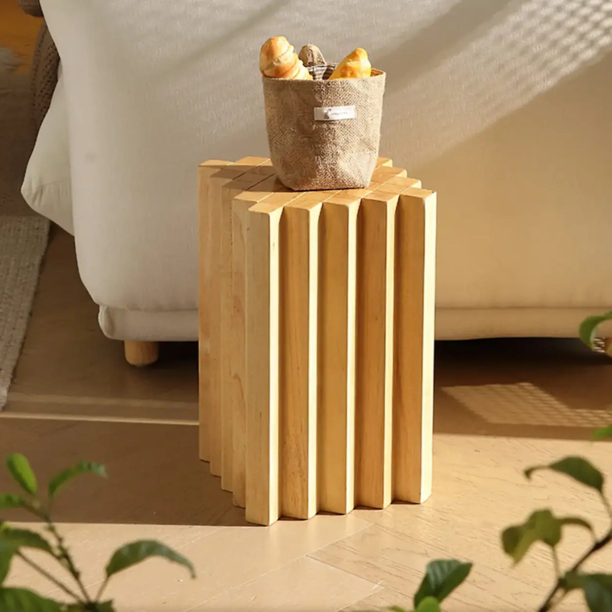 Mid-Century Modern Geometric Solid Rubber Wood Side Table Image - 3