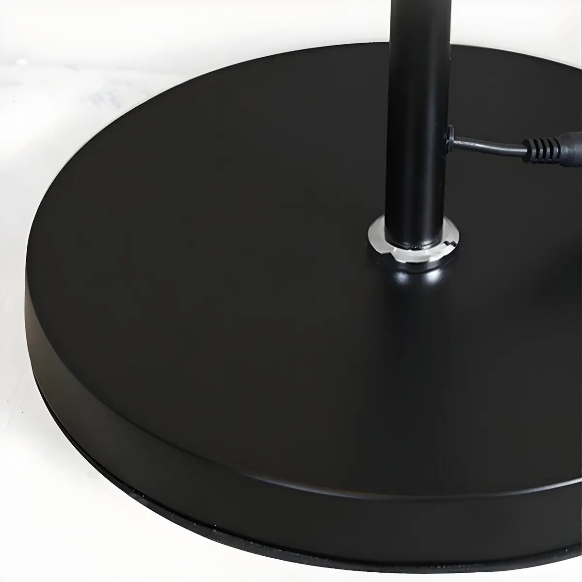 Minimalist Black Disc Adjustable Metal Floor Lamp Image - 12