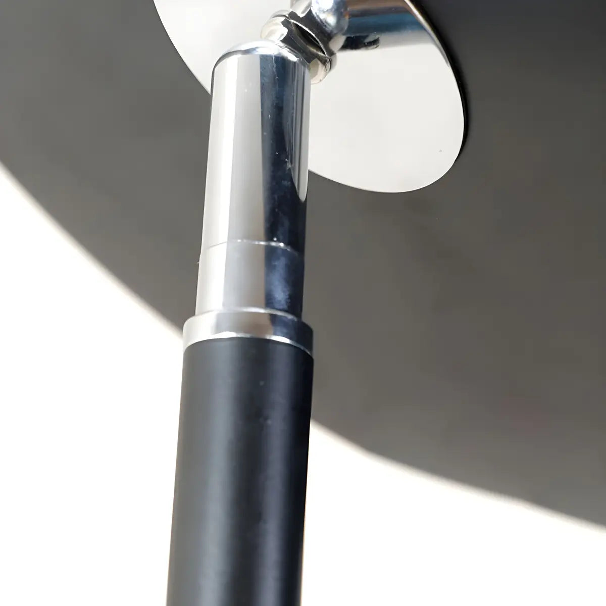 Minimalist Black Disc Adjustable Metal Floor Lamp Image - 13