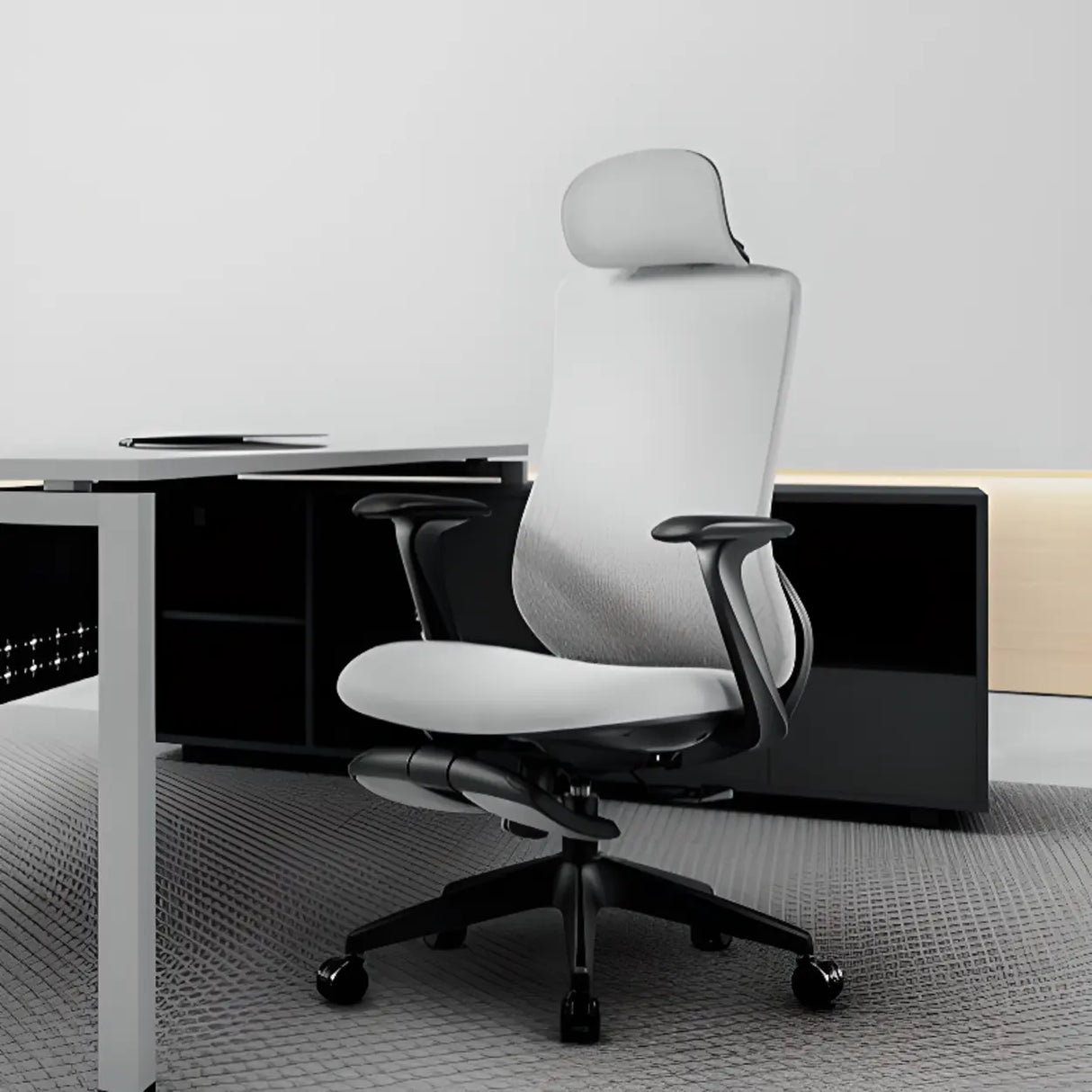 Minimalist Ergonomic Mesh Upholstered Swivel Office Chair Image - 1
