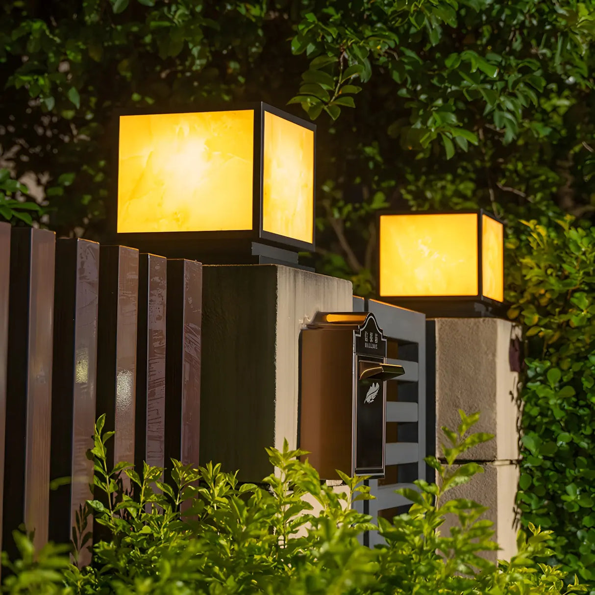 Minimalist Geometric Cube Garden Outdoor Post Lamp Image - 13