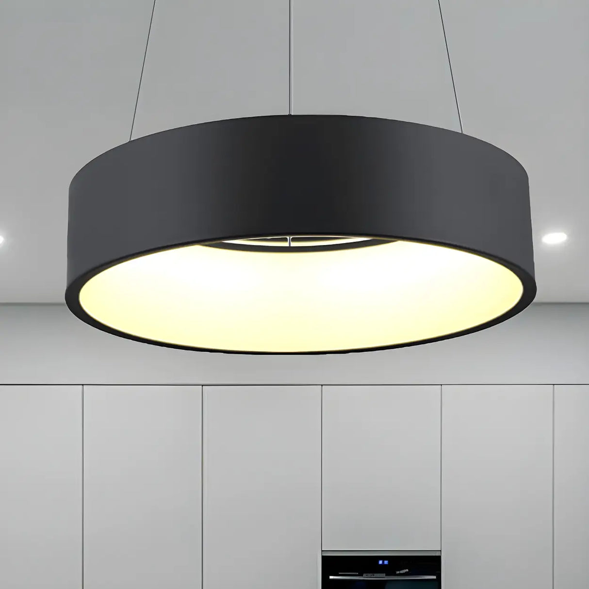Minimalist Round Metal LED Dining Room Pendant Light Image - 2