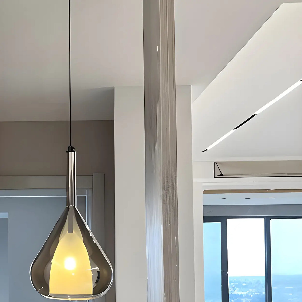 Modern Bedroom Clear Glass Teardrop Pendant Light Image - 17