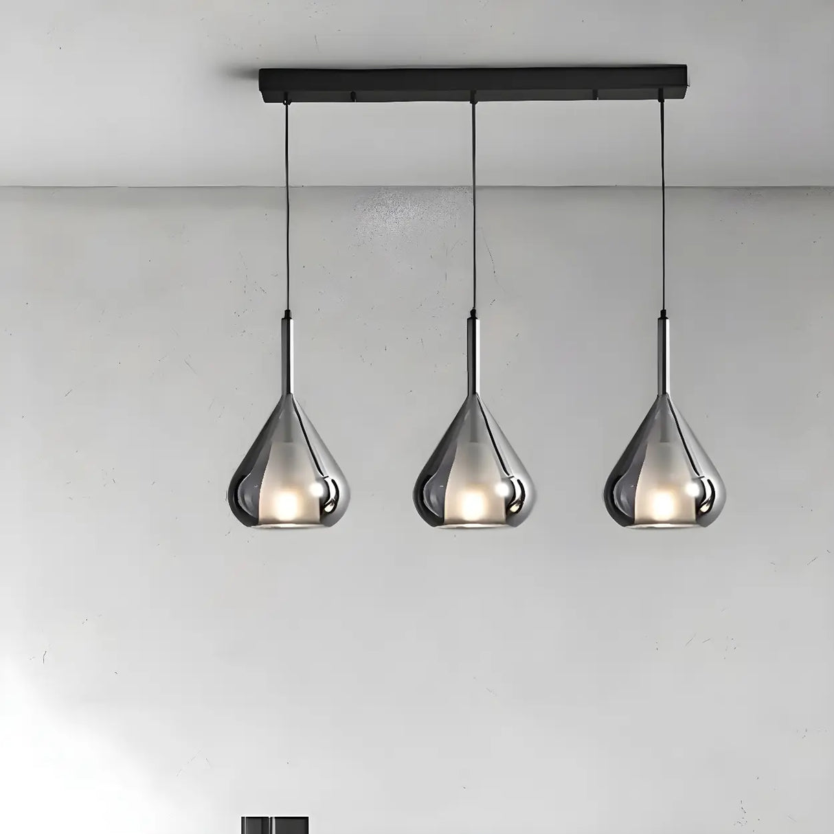 Modern Bedroom Clear Glass Teardrop Pendant Light Image - 22