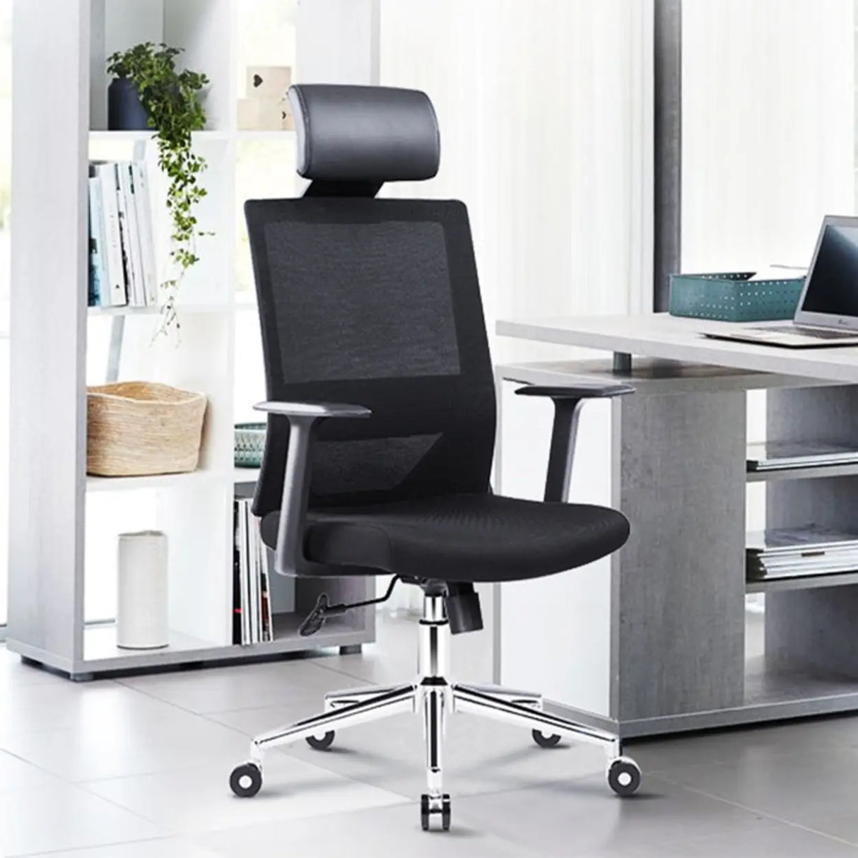 Modern Black High-Back Mesh Office Chair with Headrest Image - 2