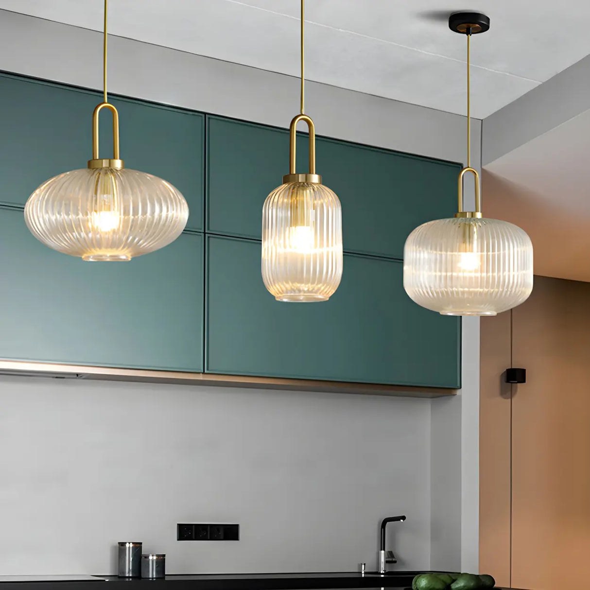 Modern Clear Ribbed Glass Pendant Light for Kitchen Image - 2