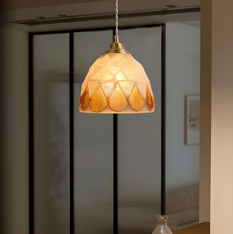 Modern Coastal Shell Pattern Dome Living Room Pendant Light Image - 2