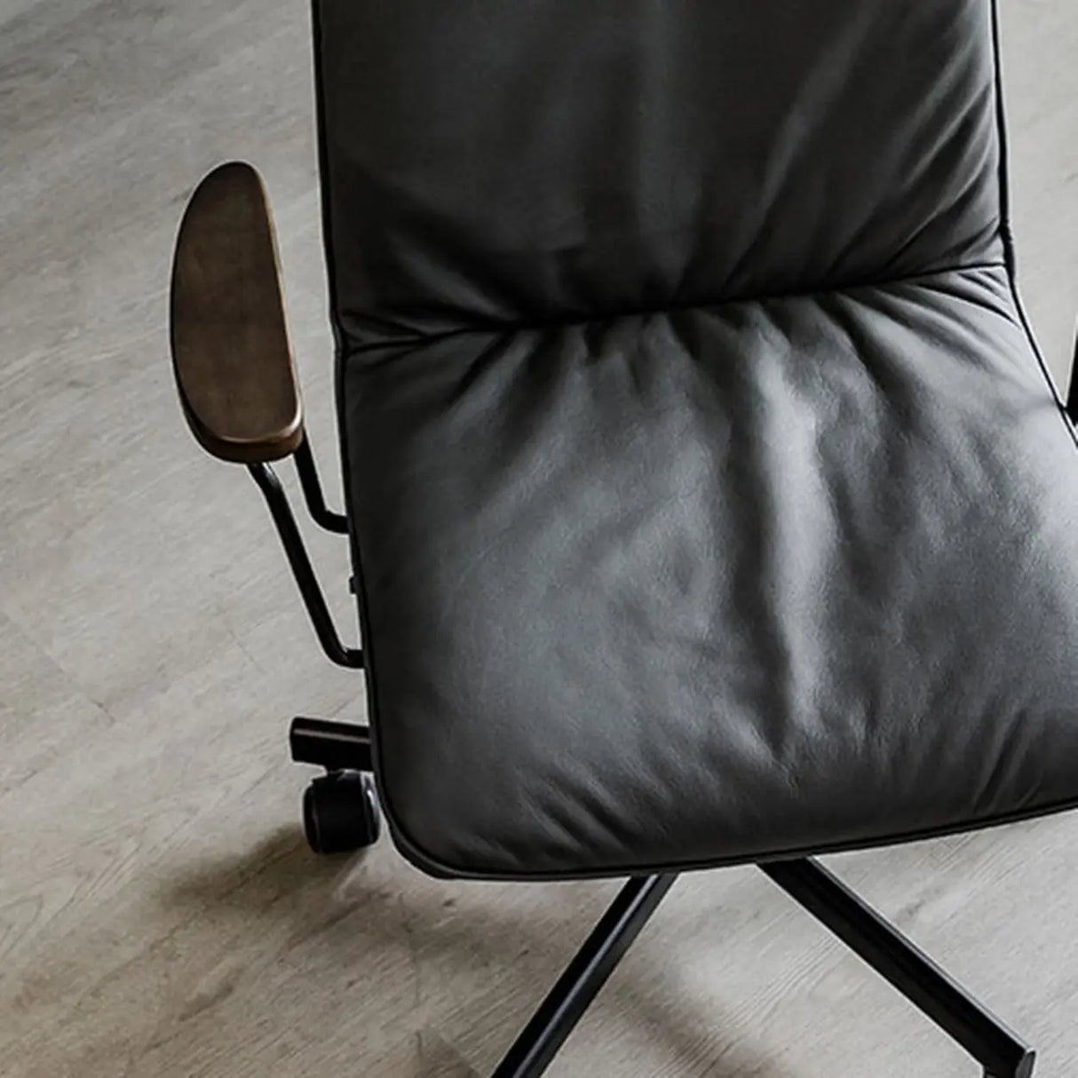 Modern Ergonomic Leather Lumbar Support Office Chair Image - 13