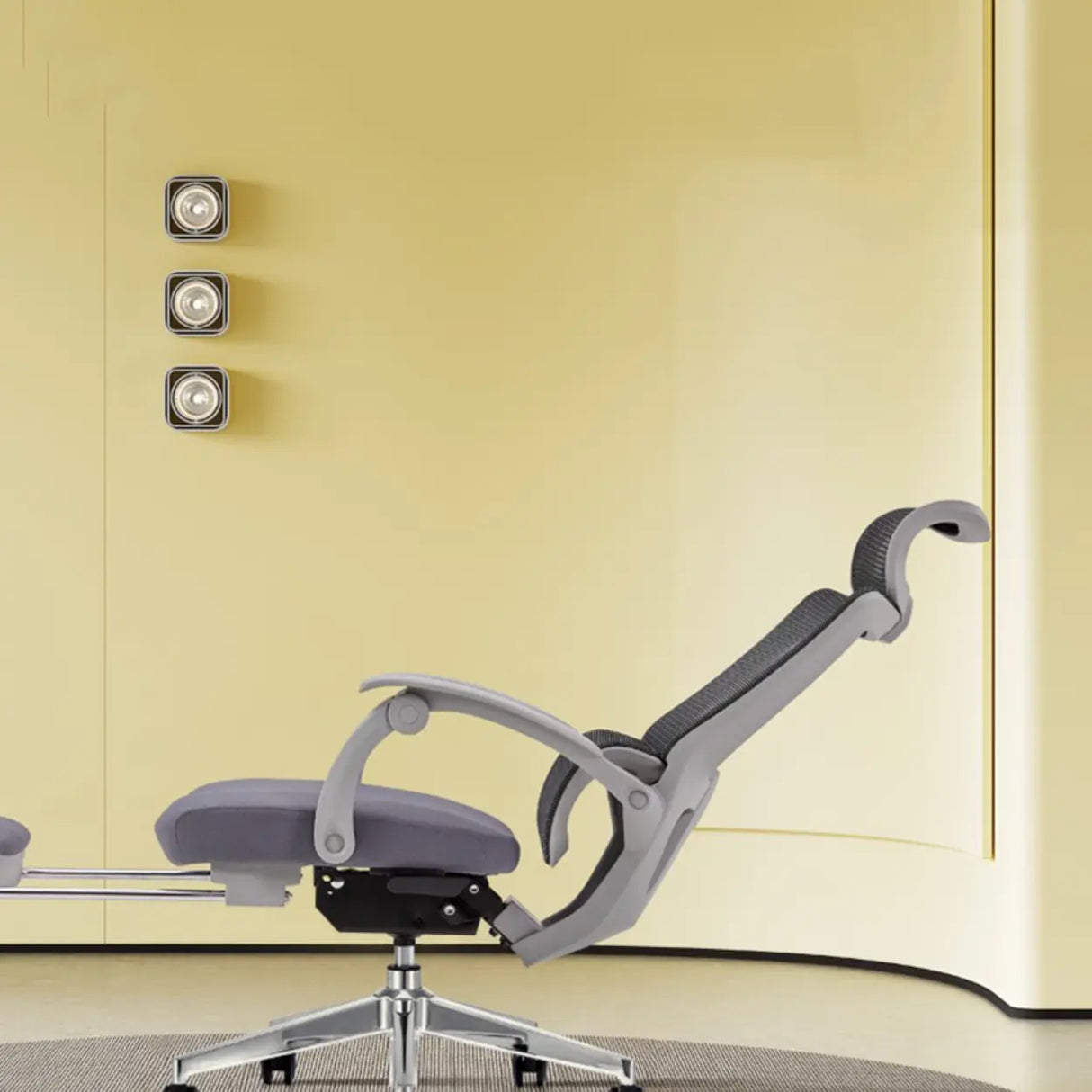 Modern Ergonomic Mesh High-Back Swivel Office Chair Image - 7