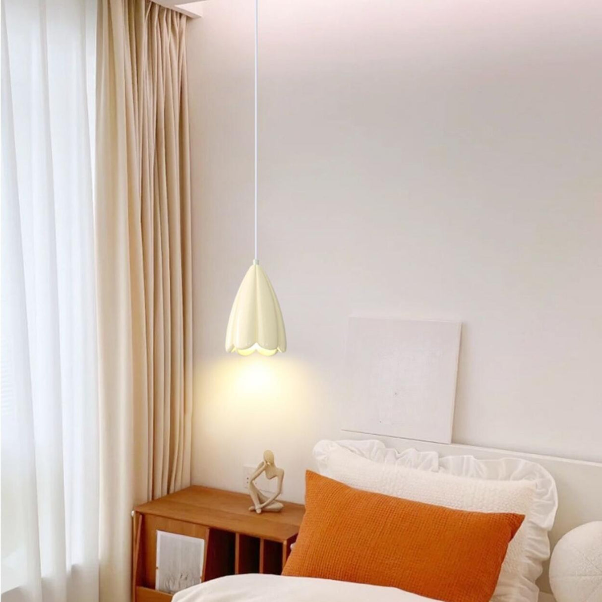 Modern Flower Bud Green Ivory Resin Pendant Light Bedroom Image - 4