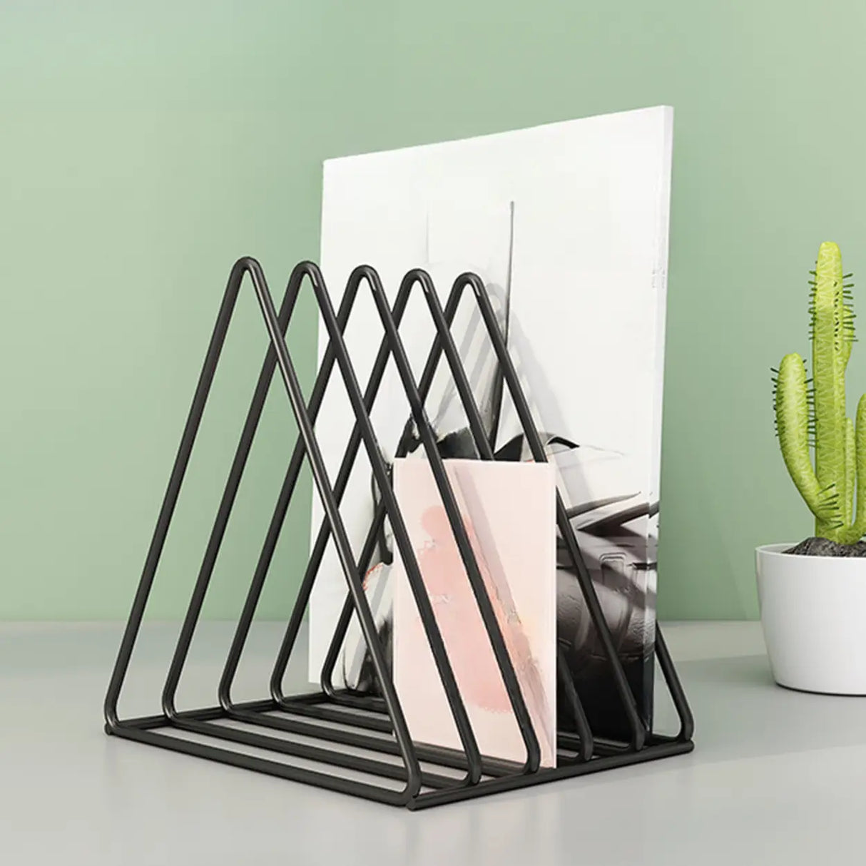 Modern Horizontal Iron Wire Desktop Storage Bookshelf Image - 10